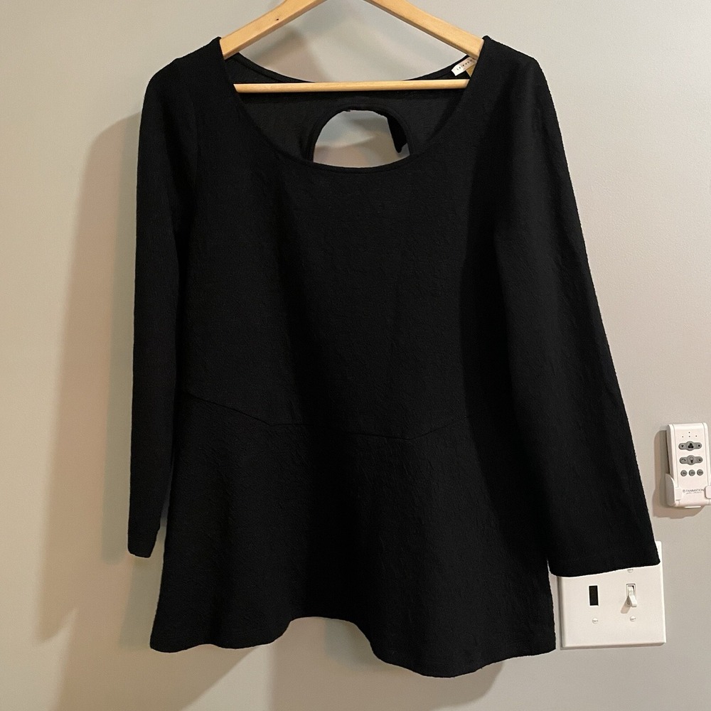 LEIFSDOTTIR Anthropologie Top Black Textured Cut Out Peplum Shirt Womens Sz L